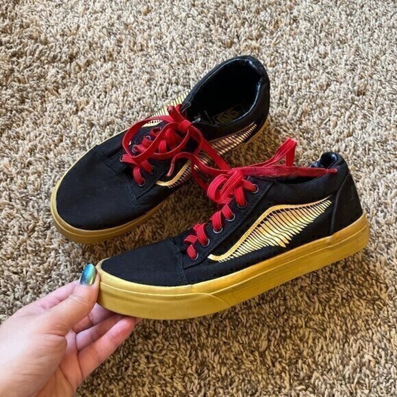 Vans x Harry Potter Golden Snitch sneakers - Picture 1 of 8